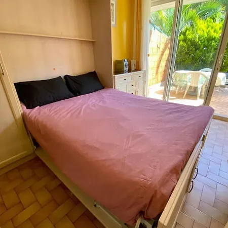 Cocon Au Pradet Plage, Terrasse & Calme Absolu アパート *