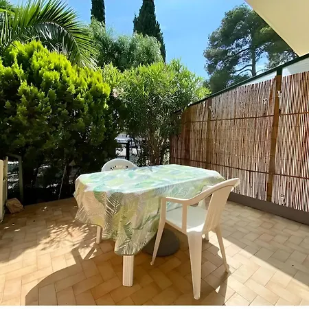 Cocon Au Pradet Plage, Terrasse & Calme Absolu Apartmán *