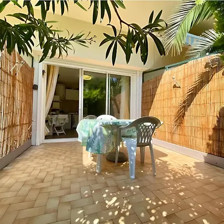 Cocon Au Pradet Plage, Terrasse & Calme Absolu アパート